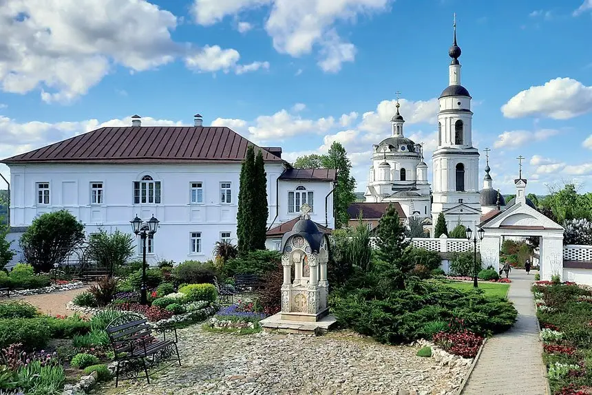 YEARS TO MAKE: Gardens like these take dedication and careful planning. PHOTO: PEXELS