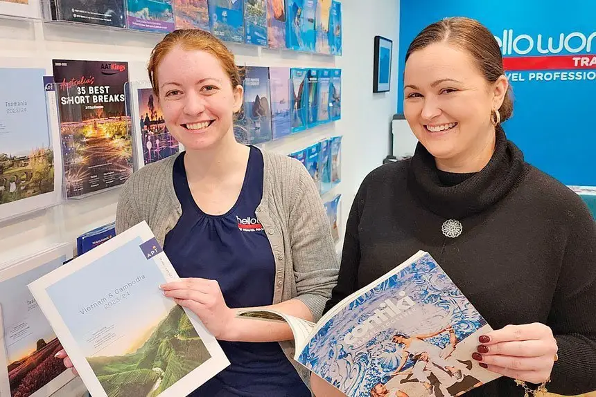 Helloworld ready to send you packing with a smile