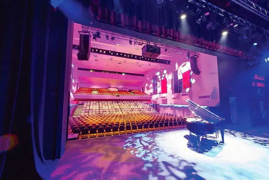 THEATRE REVAMP: Council is spending $200,000 on a new Civic Centre design project.