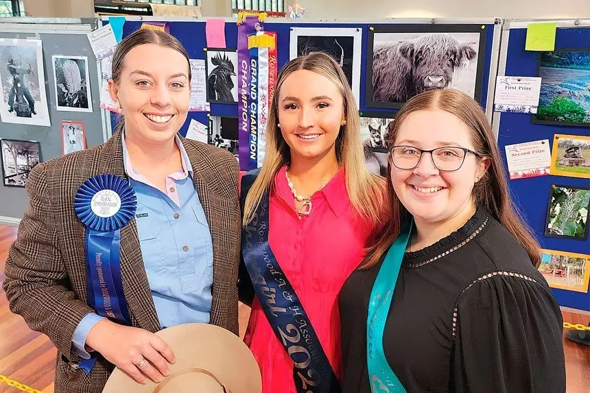 Show Rural Ambassador, Courtney Reberger, Showgirl, Lucy Bond and Show Queen, Mikayla Lenihan.