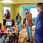 Streamer showers dollars