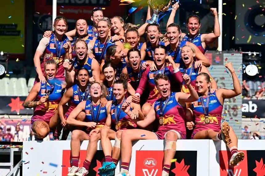 Lions pounce in fourth quarter to win premiership