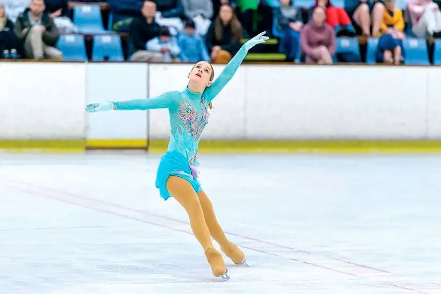 Sienna Kaczmarczyk stays cool as ice to book her ticket to Korea for the Youth Olympics.