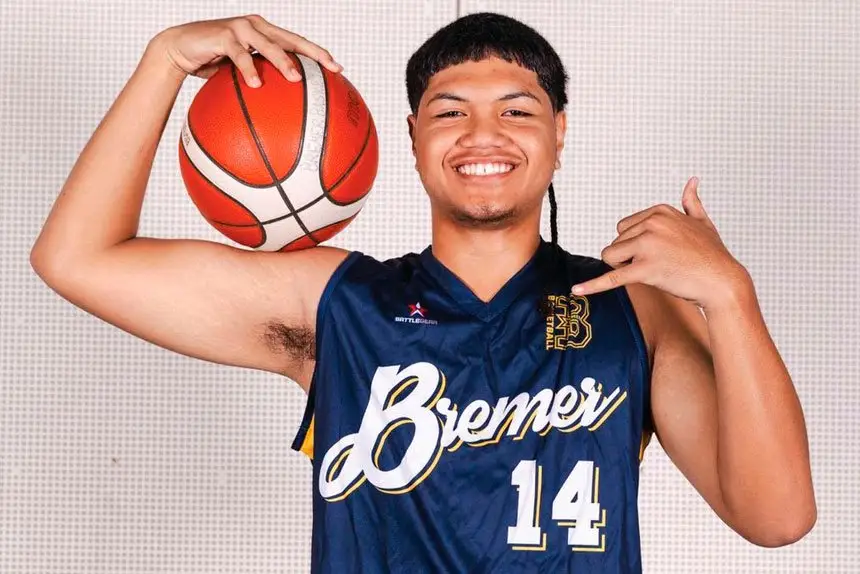 Zeph ready to work it on the hardwood at the national level.