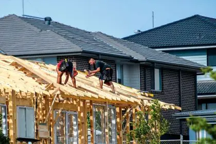 Harmonising tradie accreditation across states and territories is on the business lobby’s wishlist. PHOTO: Brendan Esposito/AAP PHOTOS