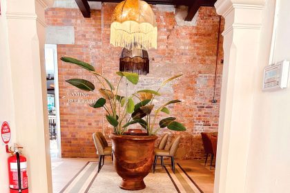 Old world charm, modern sophistication and a delicious menu define the Commonweath Hotel’s revitalised identity.