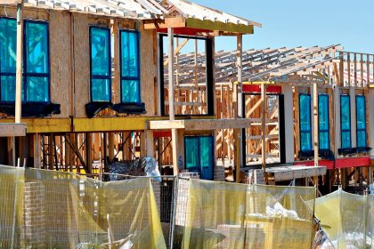 Thousands of construction companies have become insolvent since building costs shot up. (Bianca De Marchi/AAP PHOTOS)