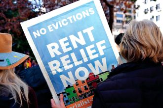 More tenants say they would vote Labor or Liberal despite the Greens pivoting to renter issues. PHOTO: Bianca De Marchi/AAP PHOTOS