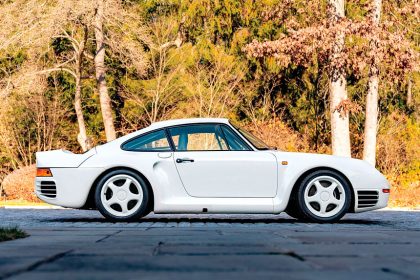 Even with a price tag of over $300,000, it is said that Porsche lost money on every single 959 as a result of the extraordinary costs of construction, research, and development.