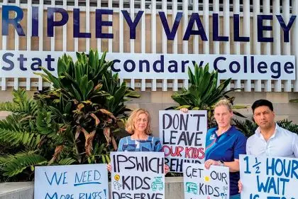State Members Lance McCallum (Bundamba) and Jennifer Howard (Ipswich) with P&C President Sarah Yarham.