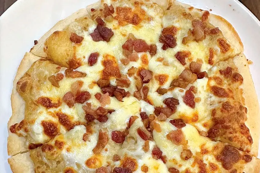 Garlic pizza bread – the perfect entrée to any meal.