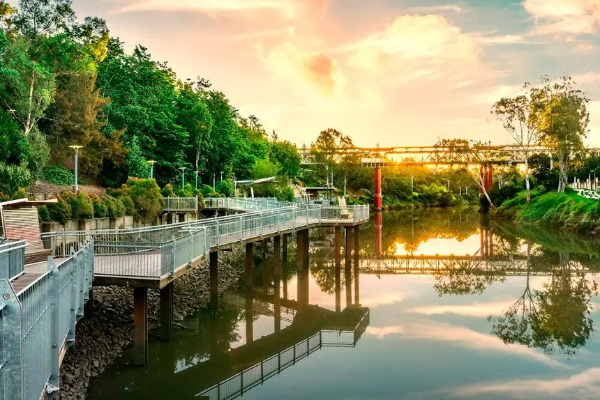 https://www.discoveripswich.com.au/attraction/river-heart-parklands/