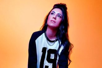FUN APPROACH: Amy Shark will bring her Solo Acoustic Songs and Stories Tour to Ipswich on November 23.