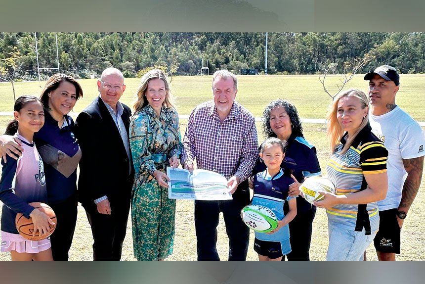 Blair MP Shayne Neumann, Deputy Mayor Nicole Jonic and Cr Paul Tully open the new Silver Jubilee Clubhouse at Spring Mountain with local sports club representatives.