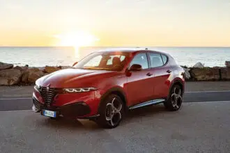 In 2025, luxury SUVs continued to dominate across every tier.