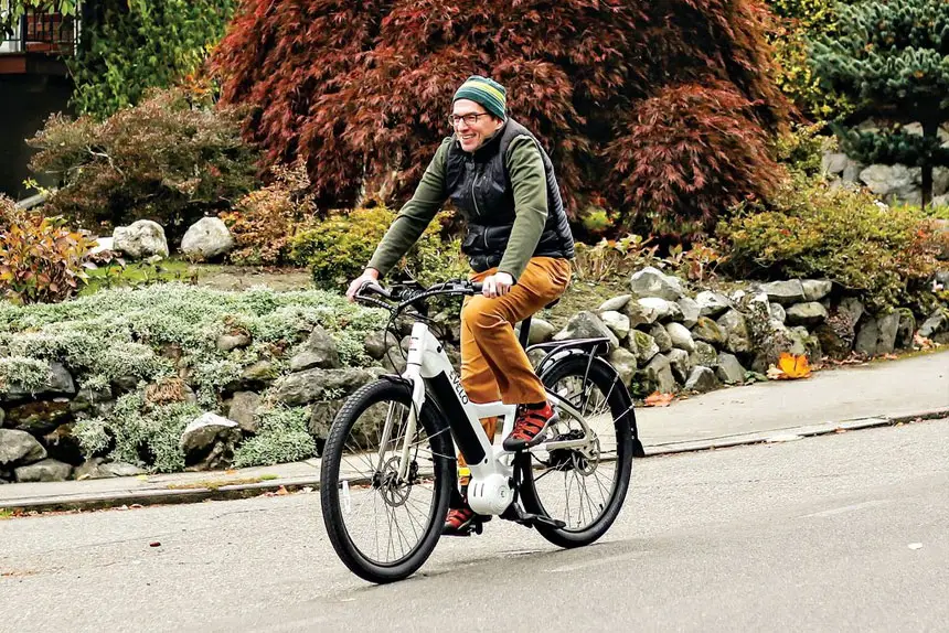 How E-Bikes Are Boosting Seniors’ Brain Health