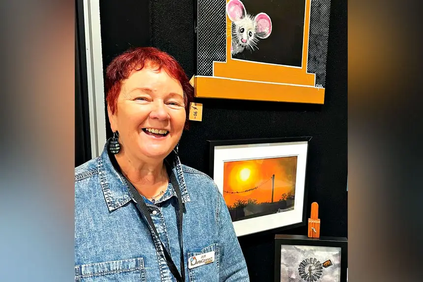 Award-Winning Ipswich Artist Jill Hunter Showcases Nature