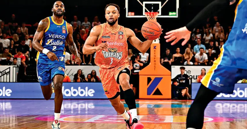 The Taipans’ Jaylon Brown on the breakaway to the basket as the Bullets’ Jaylin Williams chases. PHOTO: NBL.com